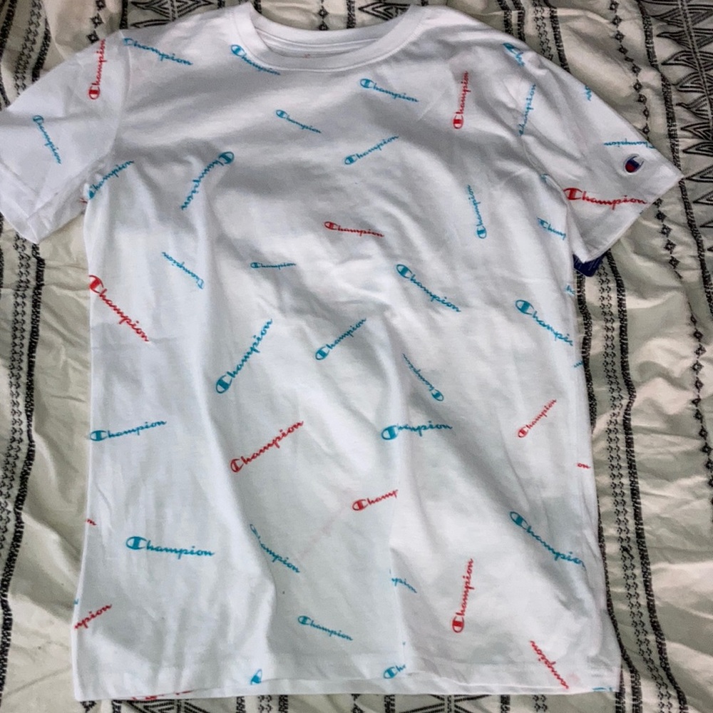 Boys XL champions short sleeve shirt